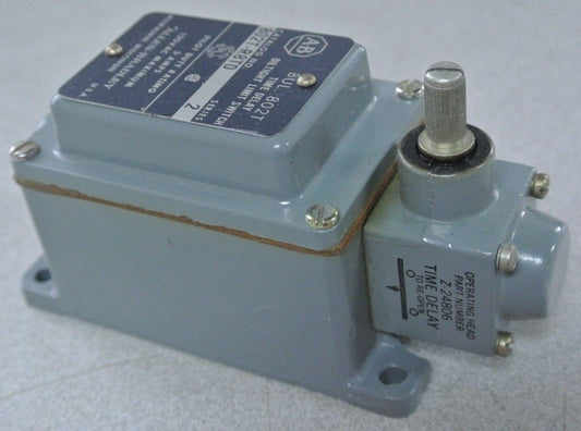 ALLEN-BRADLEY 802T-R8TD, Ser. 2 - TIME DELAY LIMIT SWITCH  NEW SURPLUS