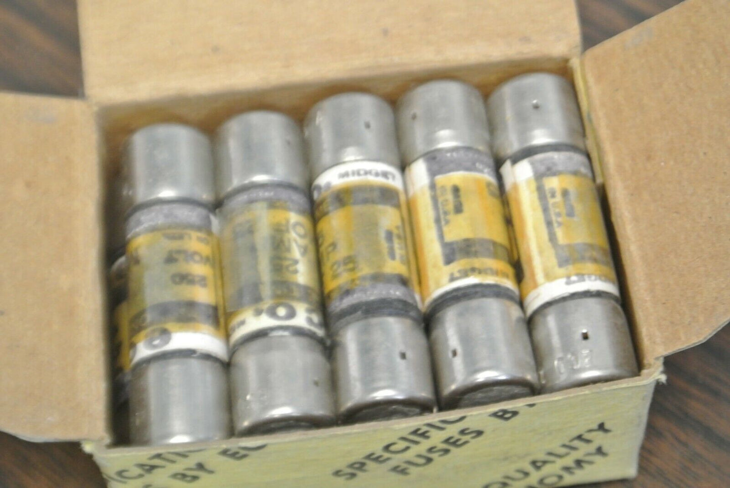 BOX of 10 / ECONOMY / FPE MOF-25 MIDGET ONE-TIME FUSE / 25A / 250V / NEW SURPLUS