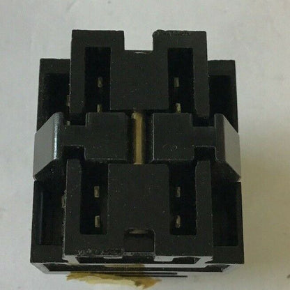 GENERAL ELECTRIC CR104B2022 SELECTOR SWITCH 3POS 150V W/O KNOB***LOTOF5***