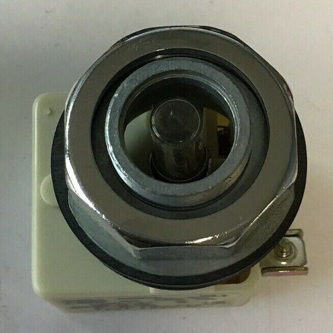 SQUARE D 9001 KP-25 PILOT LIGHT W/O LENS SER.H 240V