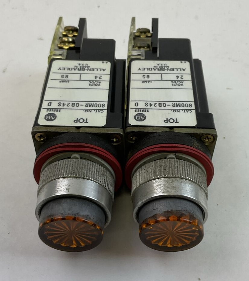 ALLEN BRADLEY 800MR-QB24S SER D PUSH BUTTON 24V 800M-XAK SER A 600VAC (LOT OF 2)