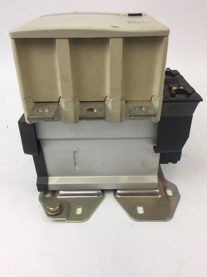 TELEMECANIQUE SQUARE D LC1F330 CONTACTOR 370A 600VAC 250HP LX9FJ910