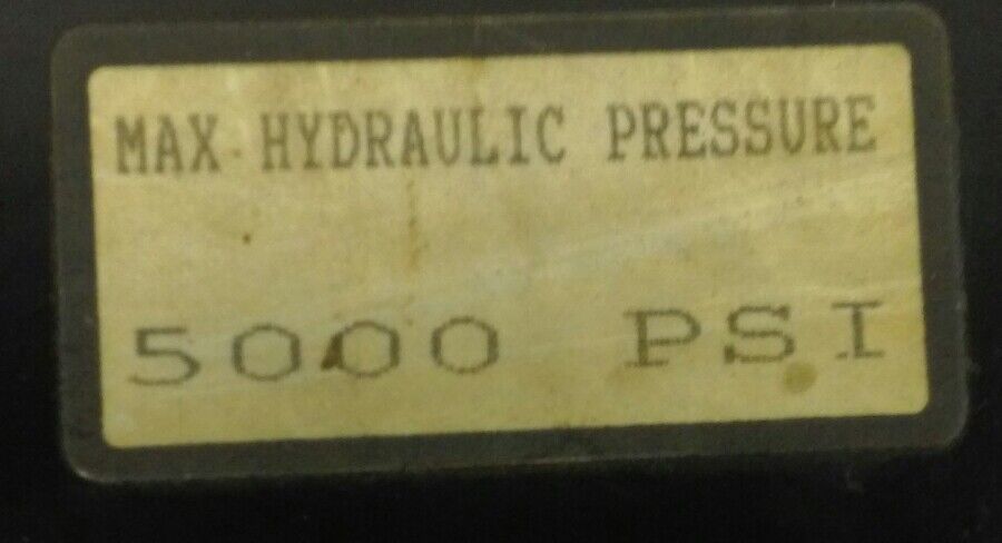 ENERPAC, WCA62 A3892B, 2 PORT AUTOMATIC HYDRAULIC COUPLING, 5000 PSI, USED