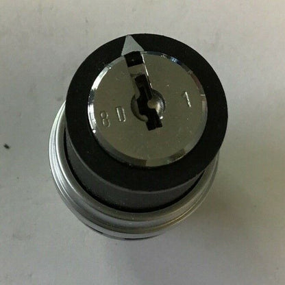 SQUARE D 9001 D4L80 ROTARY KEYED SWITCH ***LOTOF2***