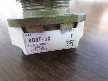 ALLEN-BRADLEY 800T-J2 3-POSITION SELECTOR SWITCH - NO CONTACT BLOCK