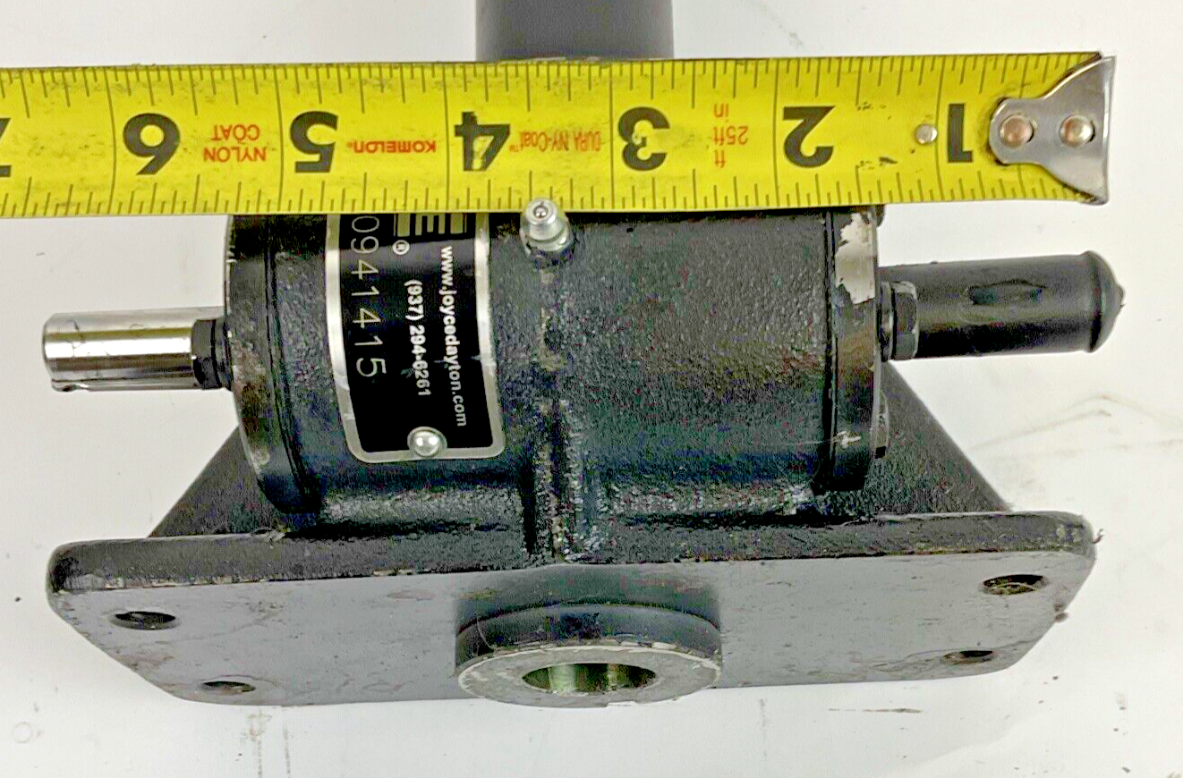 JOYCE STRAIGHTNER HEAD SCREW JACKS