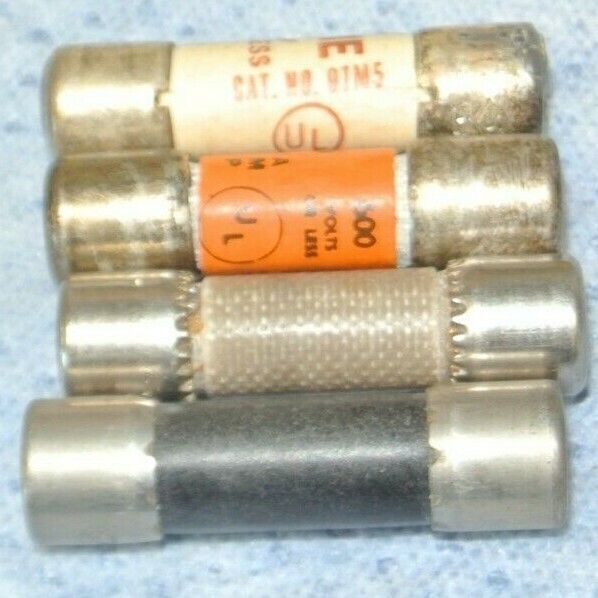 LOT of 12 ASSORTED MIDGET FUSES / 5A to 30A (SEE LIST BELOW) / NEW SURPLUS