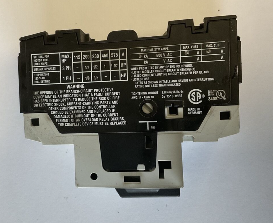 MOELLER PKZM0-2.5 CIRCUIT BREAKER MOTOR SER.3(1)  SER.2(1) 600VAC ***LOTOF2***