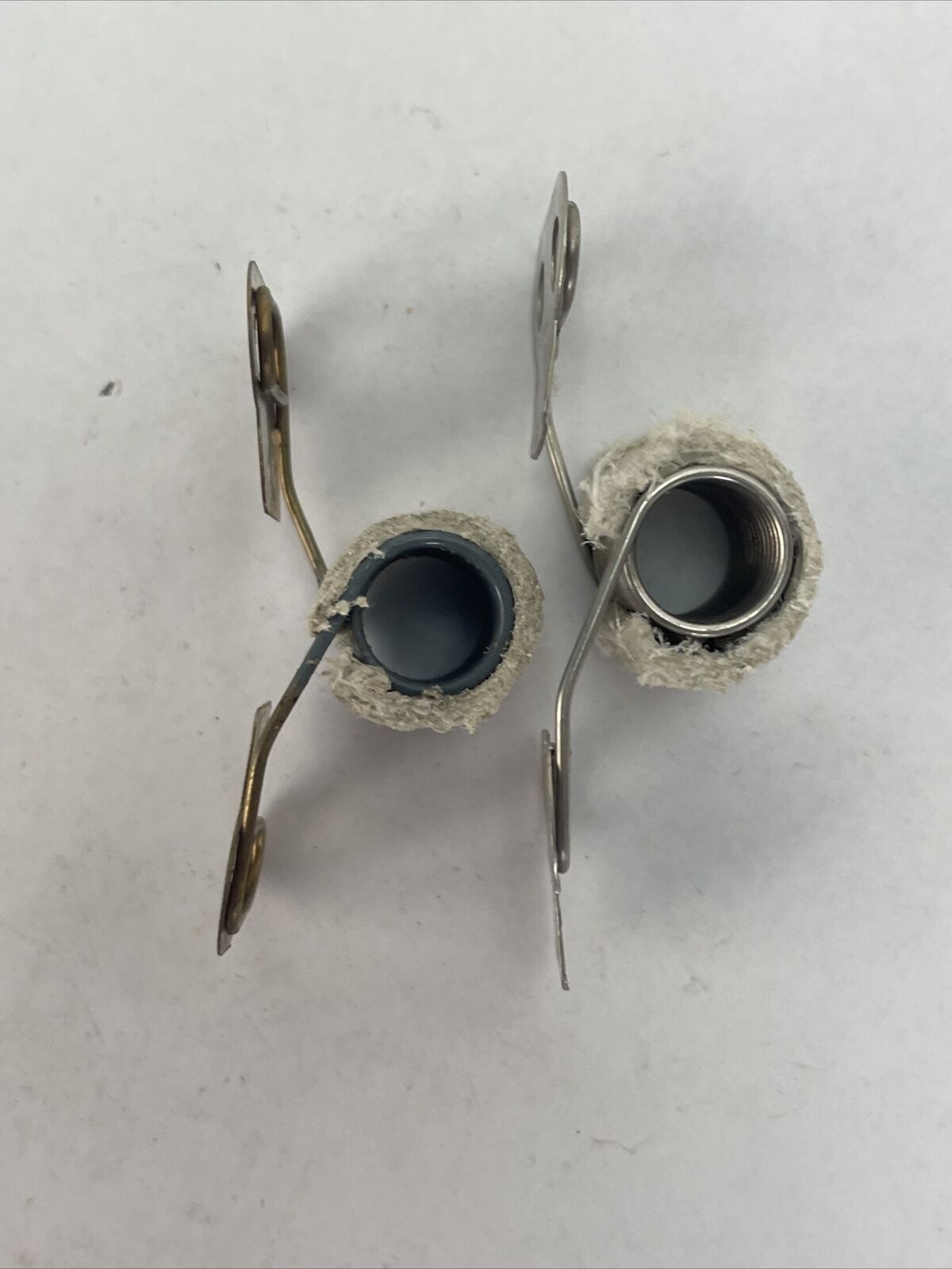 SYLVANIA L2.6 HEATER (LOT OF 2)