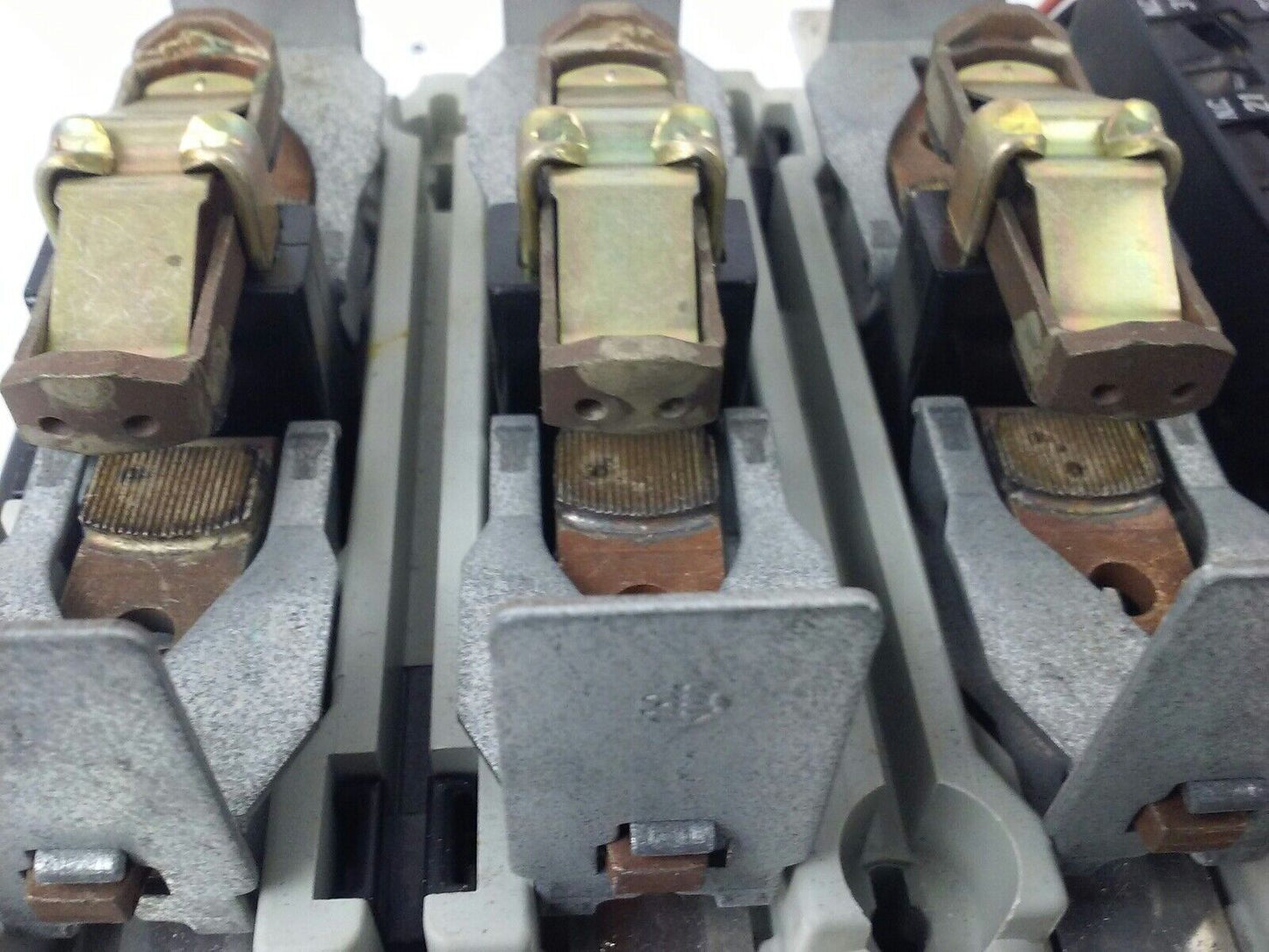 TELEMECANIQUE LC1FH43 CONTACTOR 3PH 600VAC 150HP 200A LA1F221 LX4 FH 190VDC