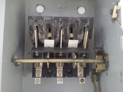 WESTINGHOUSE HUN323 NON FUSIBLE SAFETY SWITCH 100A 240V 3PH 30HP TYPE 1 INDOOR