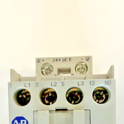 ALLEN BRADLEY 100-C12E*10 SER.A CONTACTOR 24VDC