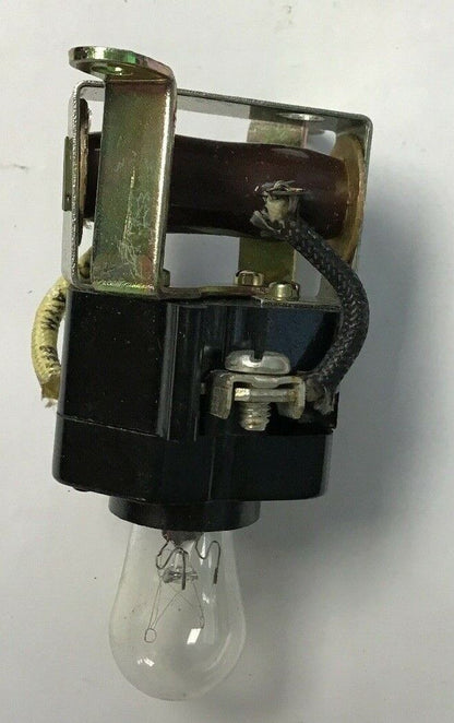 GENERAL ELECTRIC CR2940UD HEAVY DUTY INDICATOR LIGHT 208-250VAC/DC BACK MTG