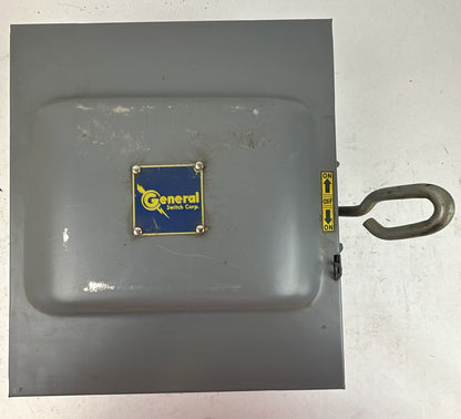 GENERAL SWITCH 63DU SAFETY SWITCH VOLTS 240 AC 60 AMP 3 POLE TYPE: D'BLE THROW