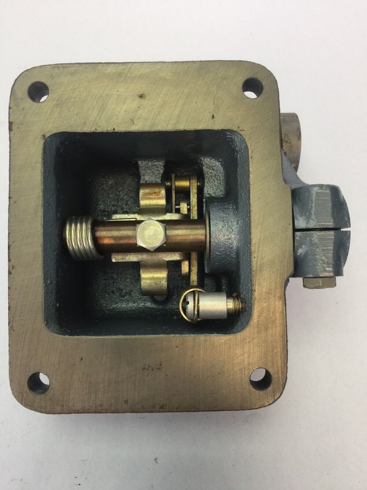 ALLEN BRADLEY 801-ASC1711 LIMIT SWITCH ROLLER LEVER 600VAC 550VDC NEMA TYPE 7-9