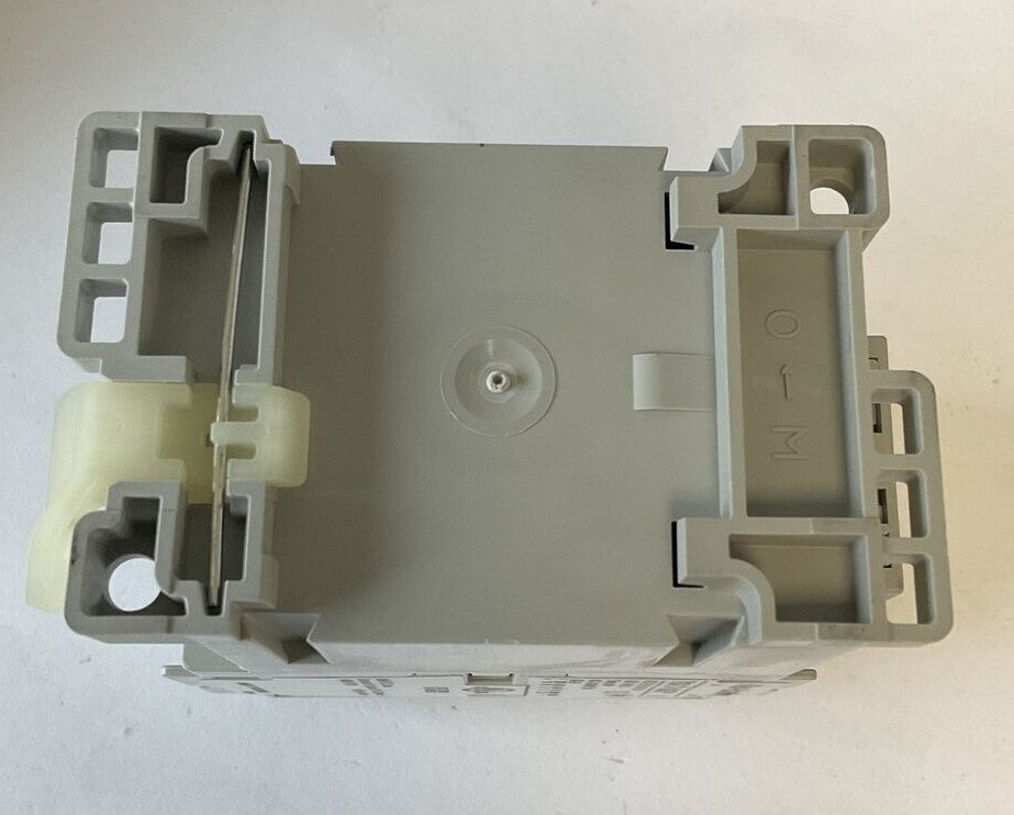 ALLEN BRADLEY 700-CF400EJ CONTACTOR SER.A 24VDC