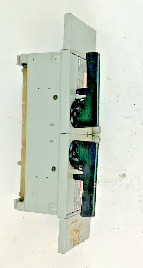 SIEMENS V7B3211R VACU-BREAK SWITCH 30A PH3 240V 3POLE FUSIBLE