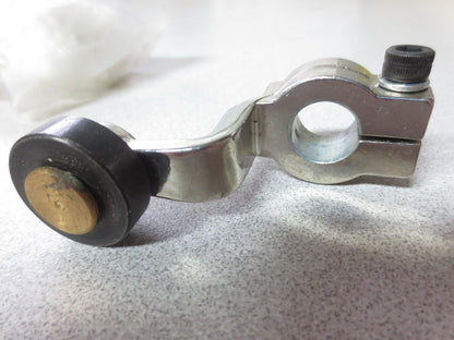 NAMCO EL020-63412 Limit Switch Roller Lever Non-Adjustable Offset, NICKEL-PLATED