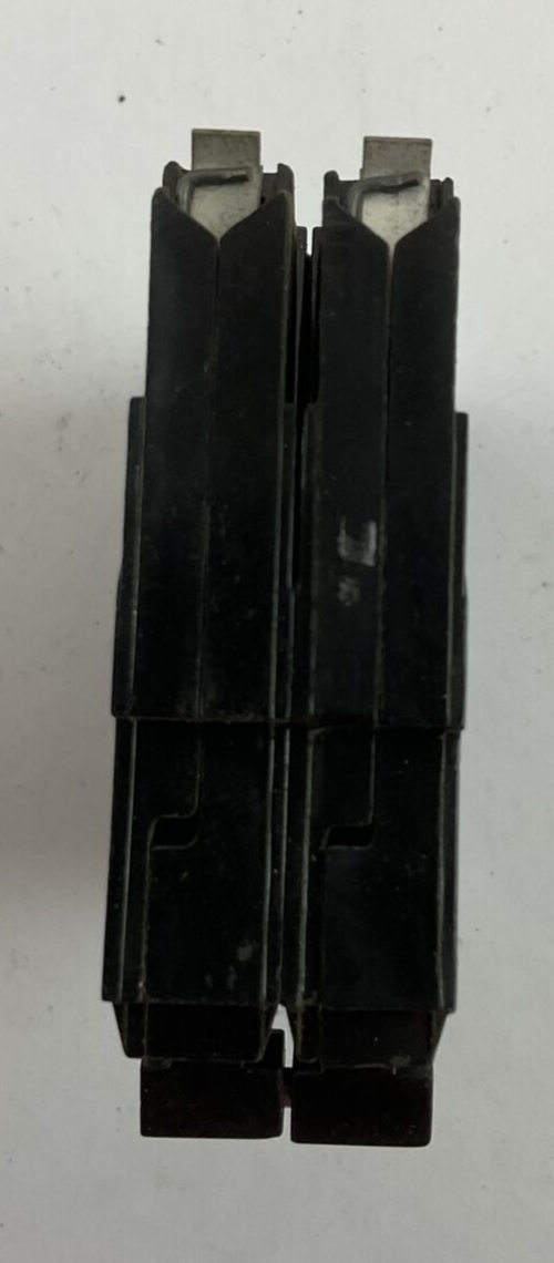 GE TQP230 30AMP 120/240VAC 2POLE CIRCUIT BREAKER (LOT OF 2)