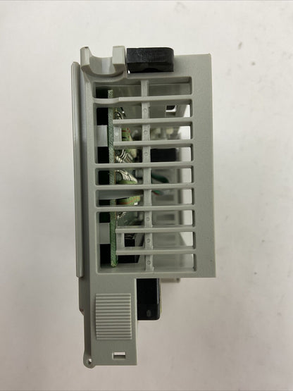 ALLEN BRADLEY 1769-IQ16 SER A F/W REV 3.1 DIR/VER 95320743/02 16PT INPUT MODULE