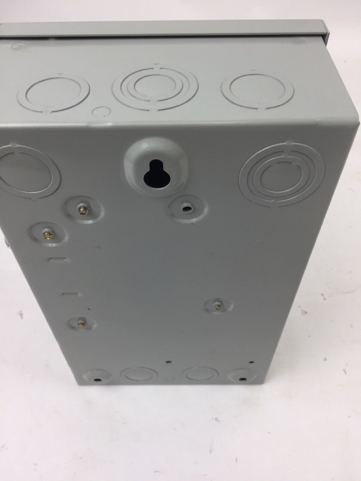 GE THN3321 SAFETY SWITCH HEAVY DUTY INDOOR NON FUSIBLE 3 POLES 240VAC 250VDC 30A