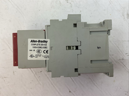 ALLEN BRADLEY 100S-C09EJ32BC CONTACTOR 24VDC COIL (100-C09E*10 + 100S-F)