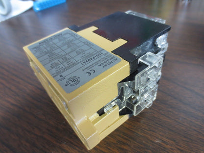 ALLEN-BRADLEY 700-P400A1 Ser. D TYPE P DIRECT DRIVE AC RELAY, 120V COIL