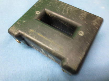 ALLEN-BRADLEY X-241563 CURRENT TRANSFORMER 300/5 AMPS