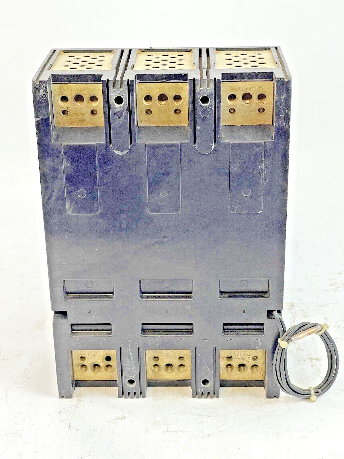 SIEMENS - SLL63B600G - CIRCUIT BREAKER -600 AMP, 600 VAC, 3 POLE, ITE SENSITRIP