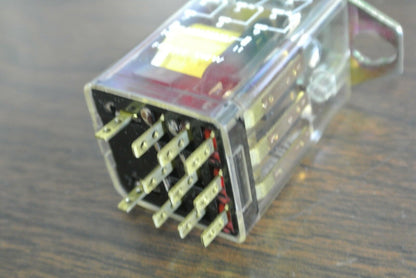 SQUARE D  8501 KT-13 GENERAL PURPOSE RELAY 3PDT, 10A, 120VAC RES. - NEW SURPLUS