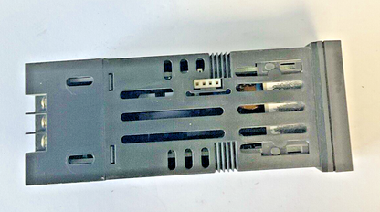 HONEYWELL UDC100LMICOR-PRO TEMPERATURE CONTROLLER 240VAC 50/60HZ 7.5VA
