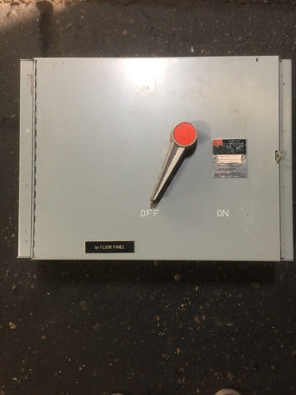 FPE QMQB4032R PANELBOARD SWITCH FUSIBLE 400A 240VAC 3 POLE W/ MOUNTING HARDWARE