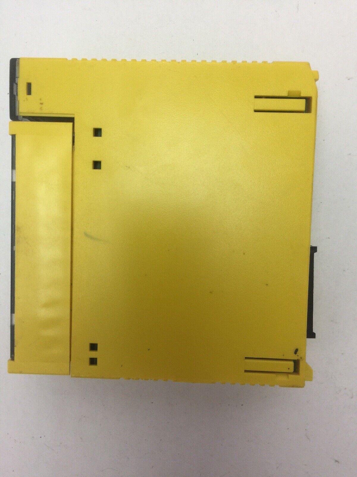 FANUC A03B-0819-C158#D I/O MODULE MODEL A 8PT 230VAC OUTPUT
