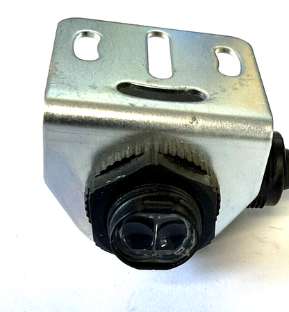 ALLEN BRADLEY 42EF-D1JBAK-F4 PHOTOSWITCH  DIFFUESE SENSOR 0.5MM 11-30VDC  SER.A