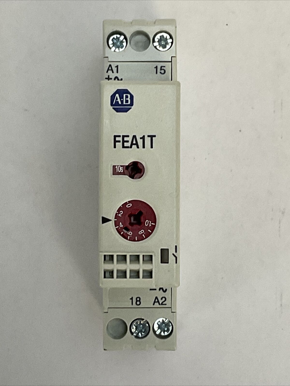 ALLEN BRADLEY 700-FEA1TU22 TIMER ON-DELAY SER A 110...120VAC 24VAC/DC