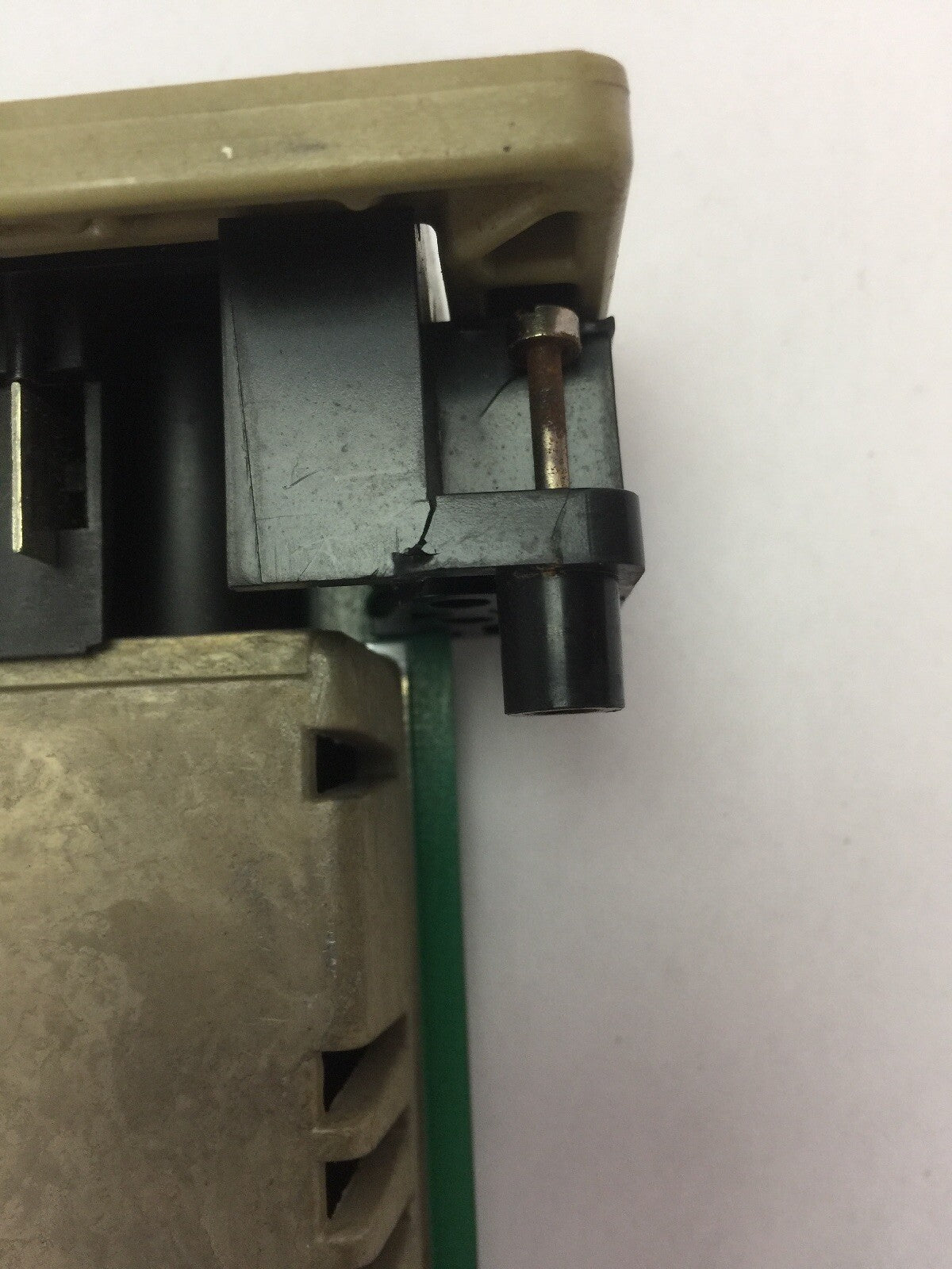 GOULD AS-B804-116 OUTPUT MODULE 115VAC