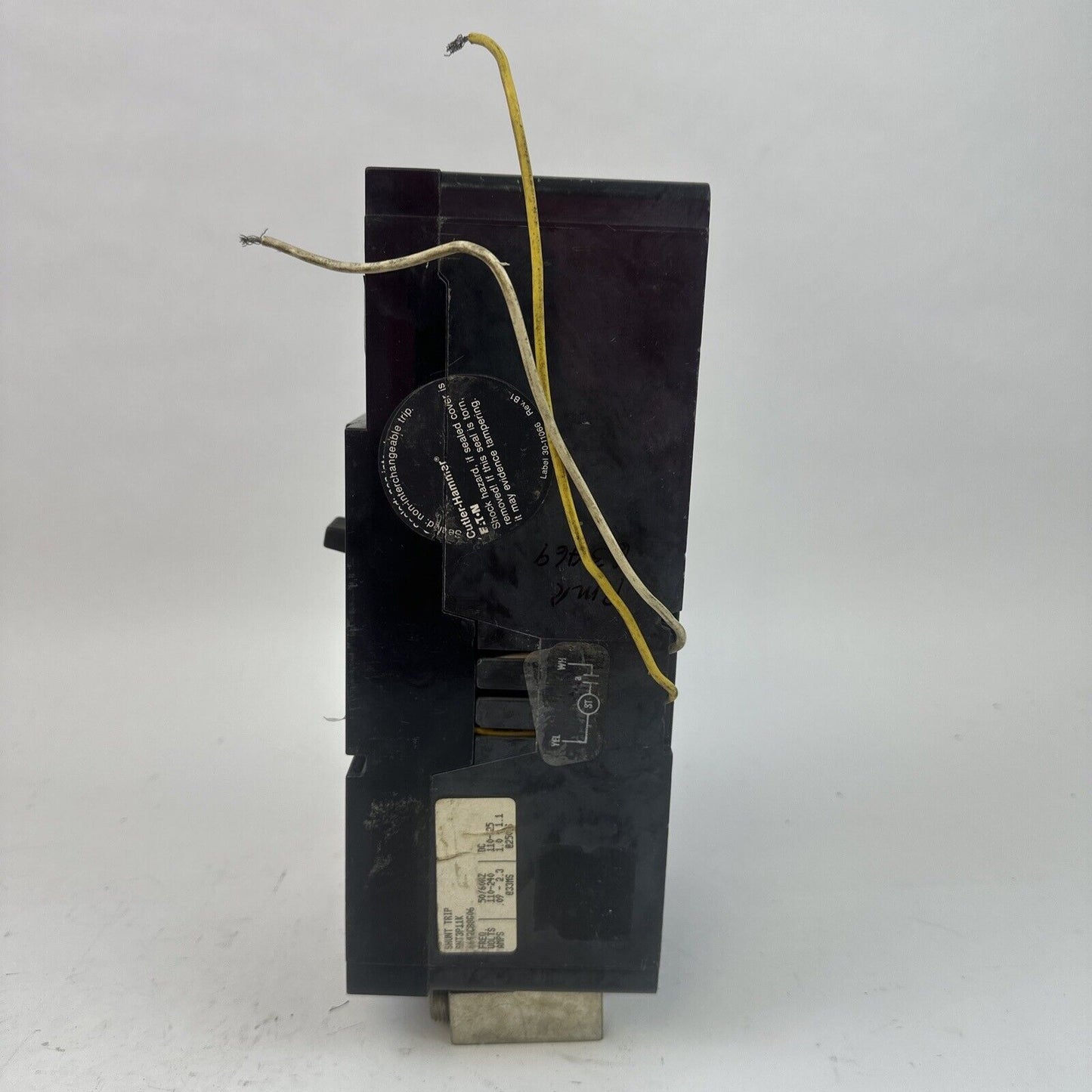 CUTLER HAMMER KS360300D CIRCUIT BREAKER MODEL D 300A 600VAC 250VDC 3P W/SNT3P11K