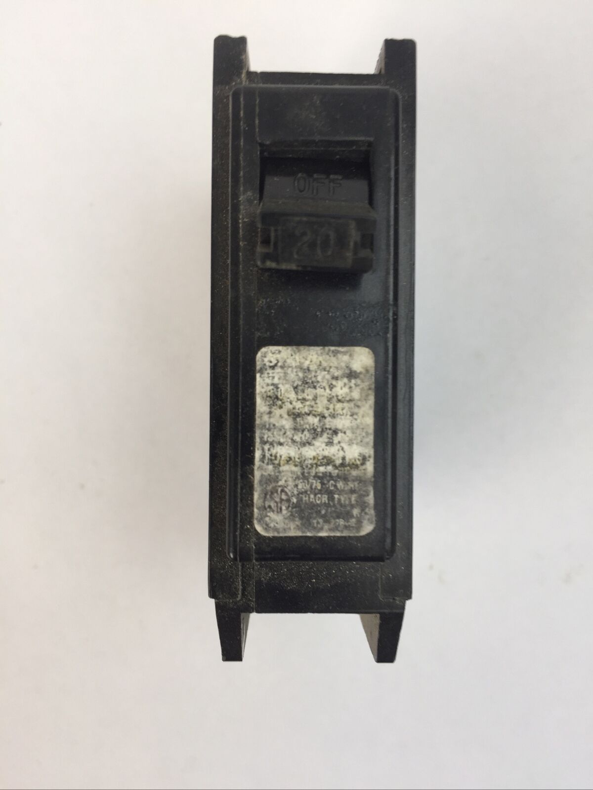 SYLVANIA C120 CIRCUIT BREAKER 20AMP 120/240VAC 1POLE (LOT OF 9)