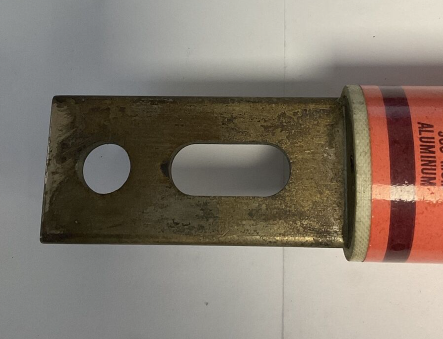 SHAWMUT CP6A-131 FUSE AMP TRAP CP6 500MCM 600VAC CABLE PROTECTOR