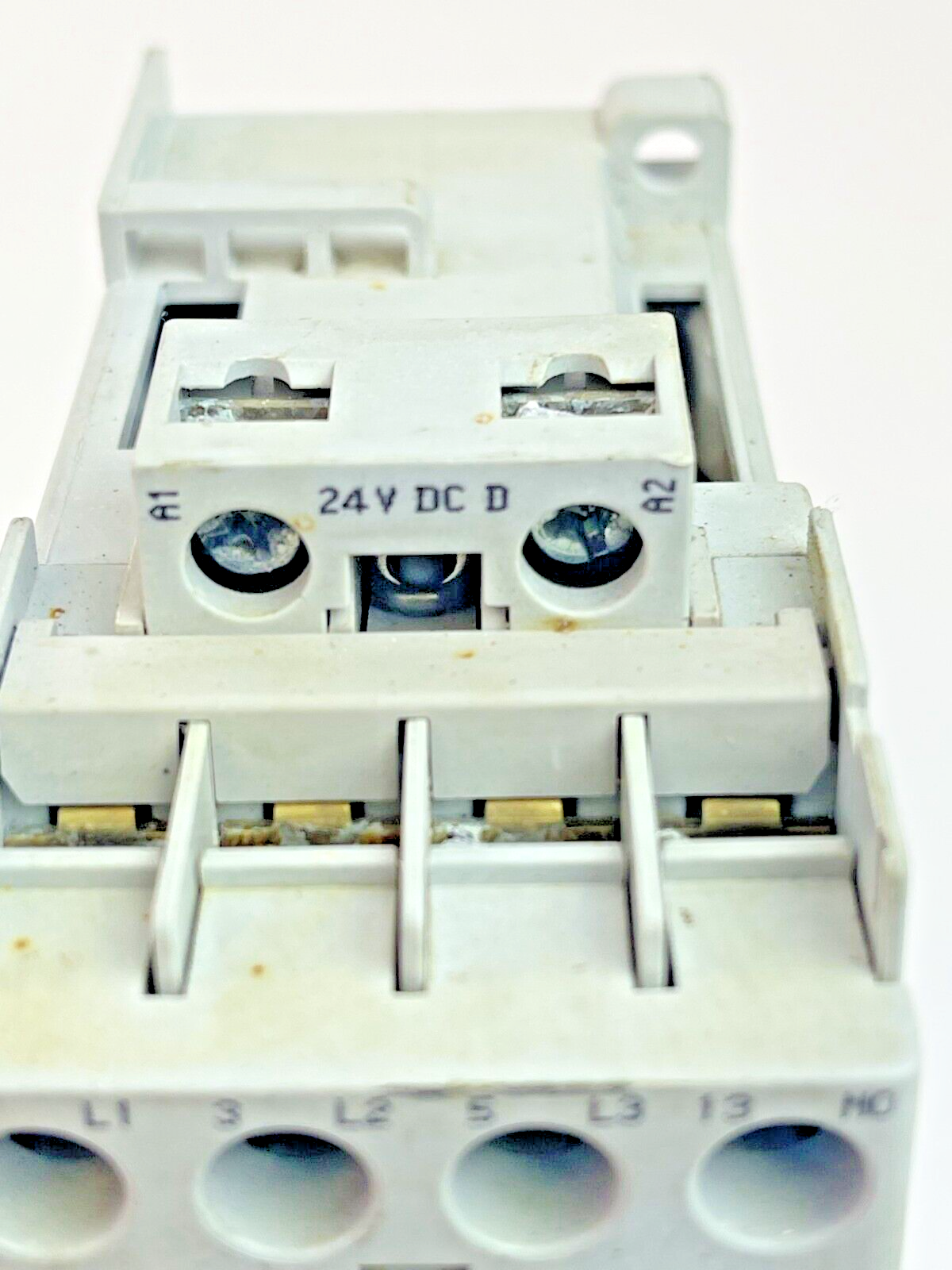 ALLEN-BRADLEY 100-C09D*10 SER. A CONTACTOR W 24VDC COIL & 193-ED1BB RLY SER. A