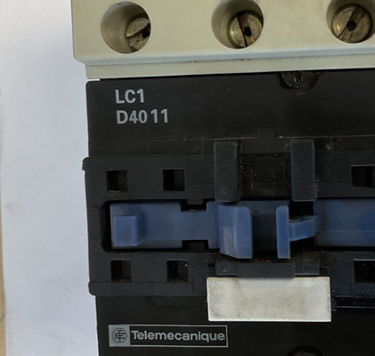 TELEMECANIQUE LC1 D4011 CONTACTOR 600VAC