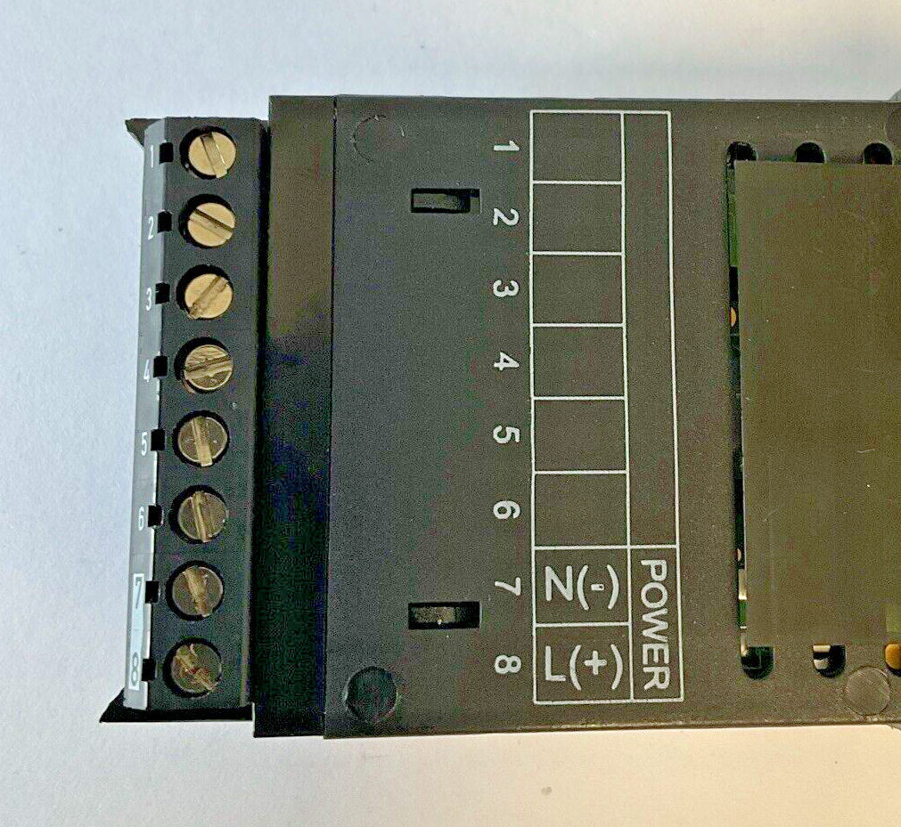 OMEGA DPIS32-DC PANEL METER  7050652 STRAIN GAUGE