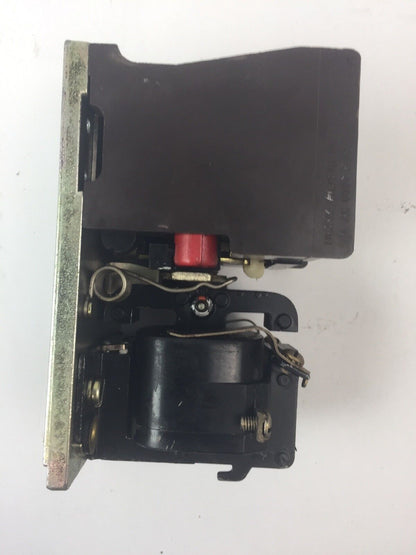 SYLVANIA 713UPA76 A.C. PNEUMATIC TIMING RELAY 10A 600VAC COIL 110-120V 60HZ