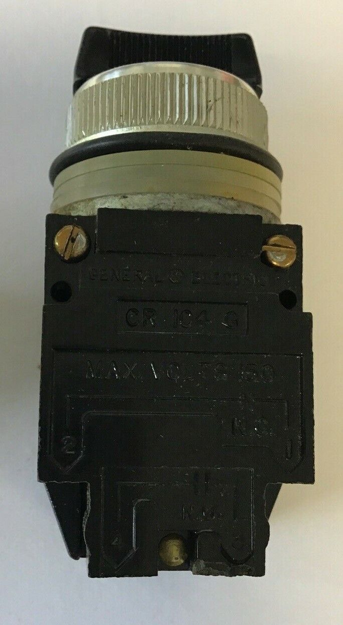 GENERAL ELECTRIC CR104B222 SELECTOR SWITCH 3POS 150V BLACK
