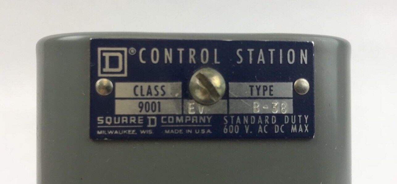 Square D Company 9001 B-38 Stop (Lockout) Push Button Station 600 V Max AC DC