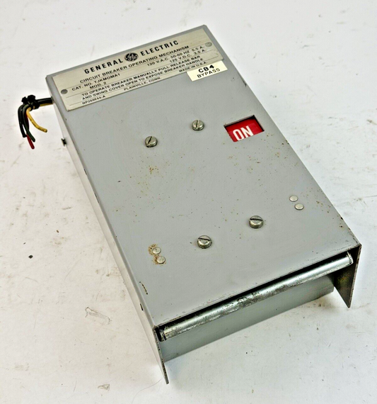 GE - TJKMOMA1 MOD. 2 - CIRCUIT BREAKER OPERATING MECHANISM - 120 VAC, 5.5 A