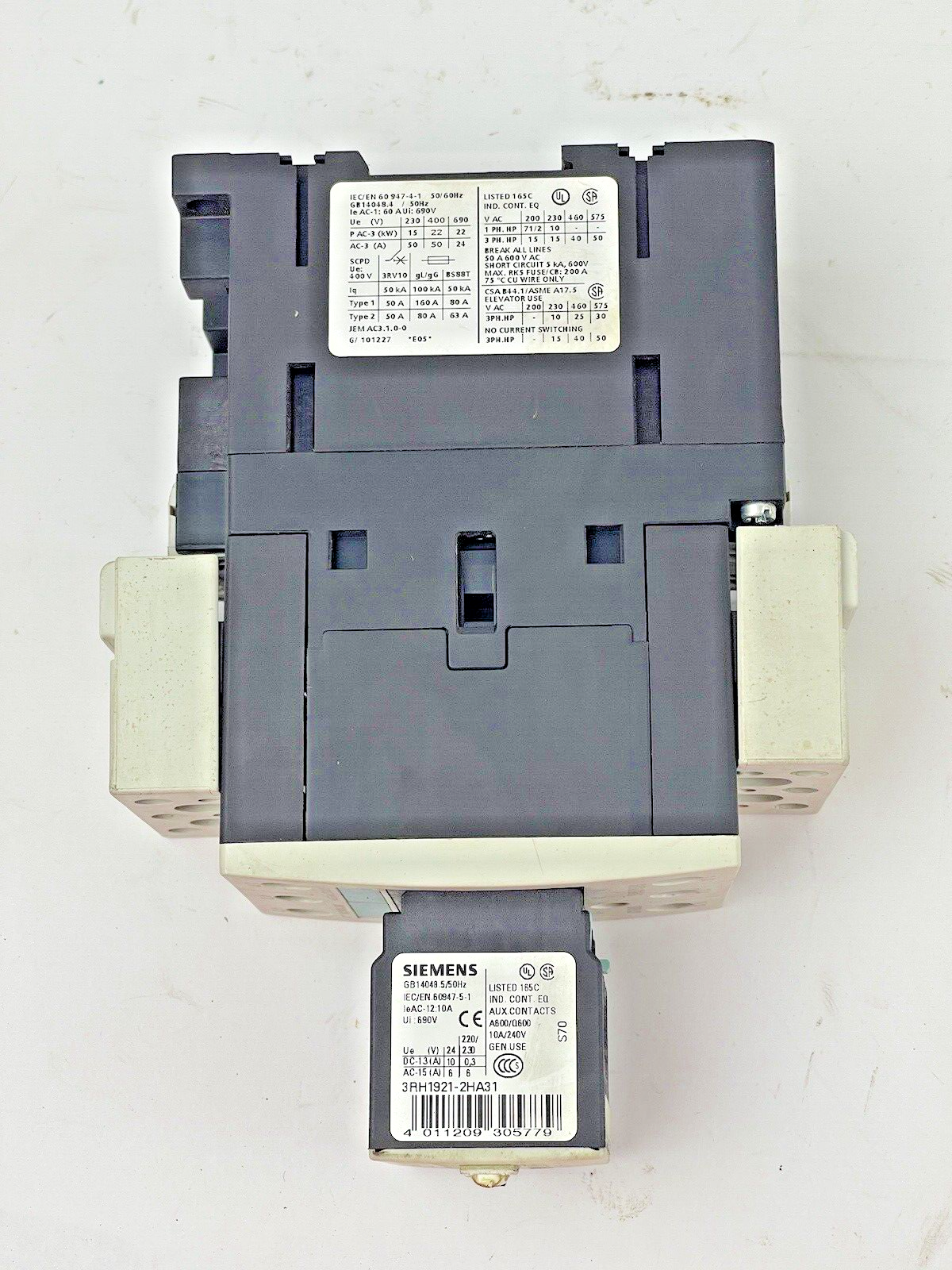 SIEMENS 3RT1036-3BB40 - CONTACTOR - W/ 3RH1921-2HA31 AUX BLOCK AND 3RT1926-1BB00