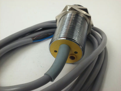 TURCK Bi10-G30-AP7-X PROXIMITY SWITCH 10-30V 250mA 10mm Bi10G30AP7X