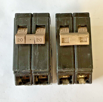 CUTLER-HAMMER CH220 CIRCUIT BREAKER 120/240VAC 2POLE CLASS CTL ***LOTOF2***