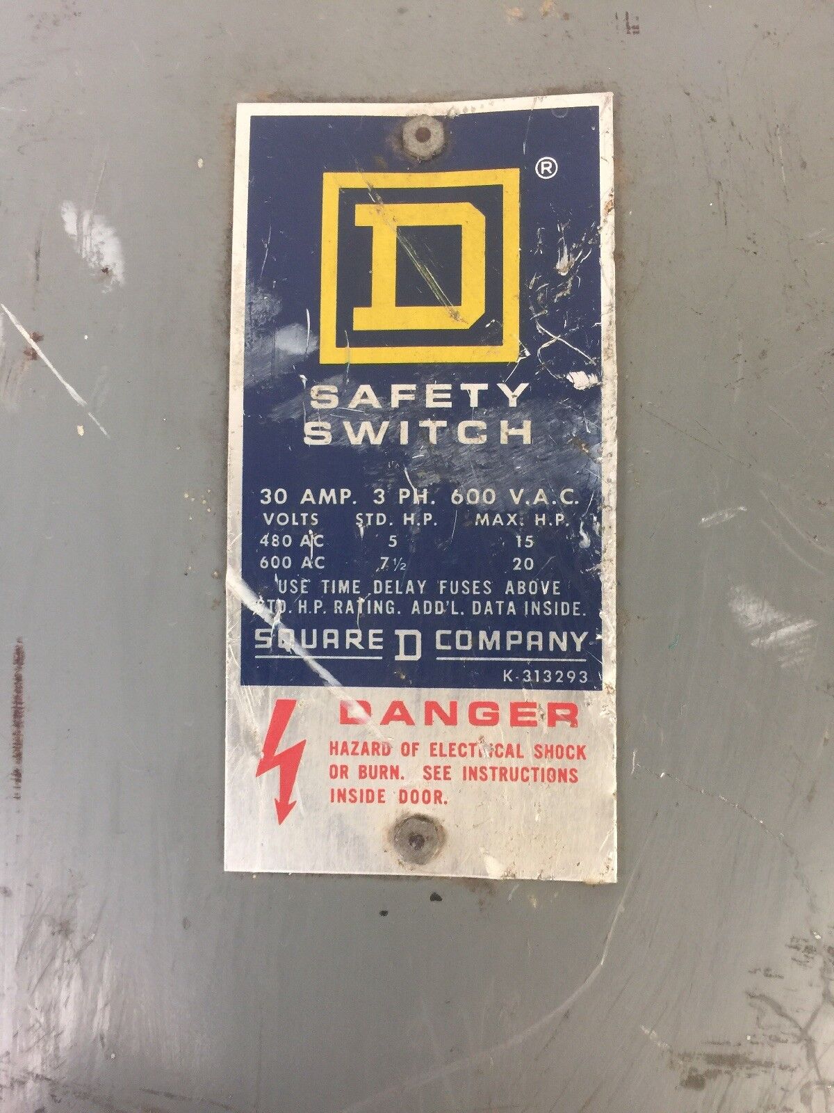 SQUARE D ~ H361AWK~ Heavy Duty Safety Switch 600VAC 30A 20HP 3PH FUSIBLE